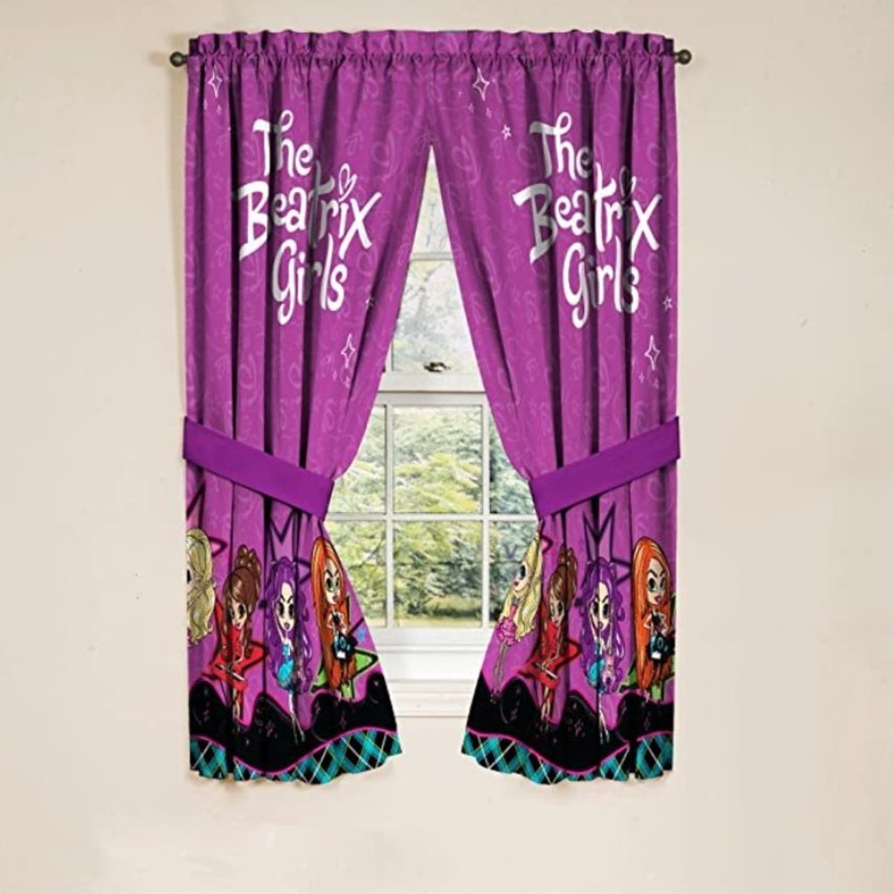 Jay Franco The Beatrix Girls  CURTAINS